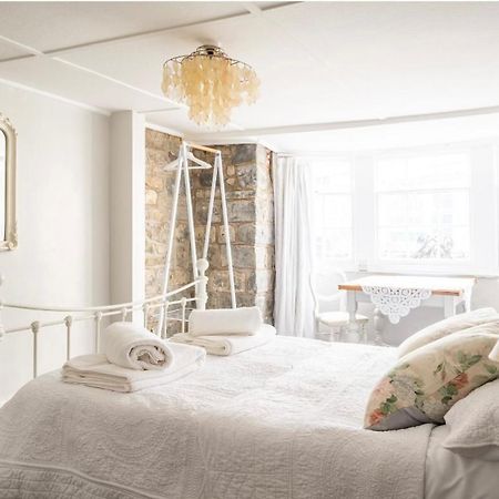 Room At The Inn Lyme Regis Buitenkant foto