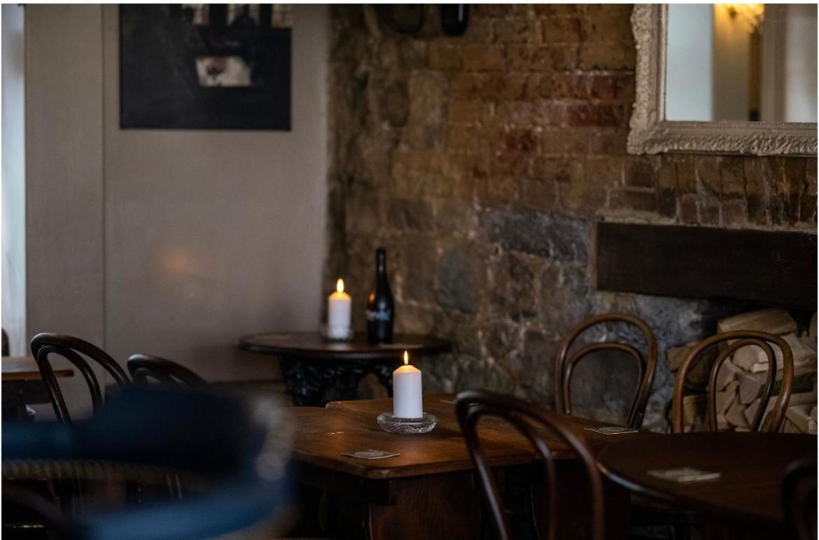 Room At The Inn Lyme Regis Buitenkant foto