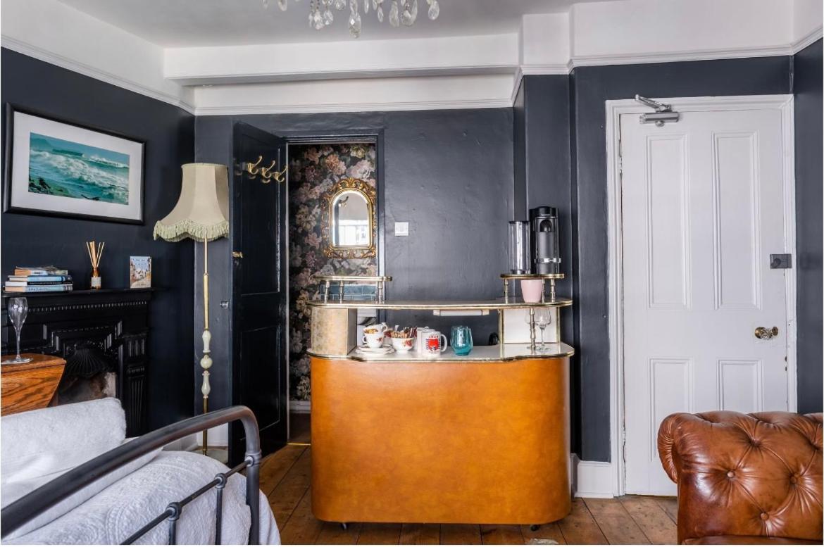 Room At The Inn Lyme Regis Buitenkant foto