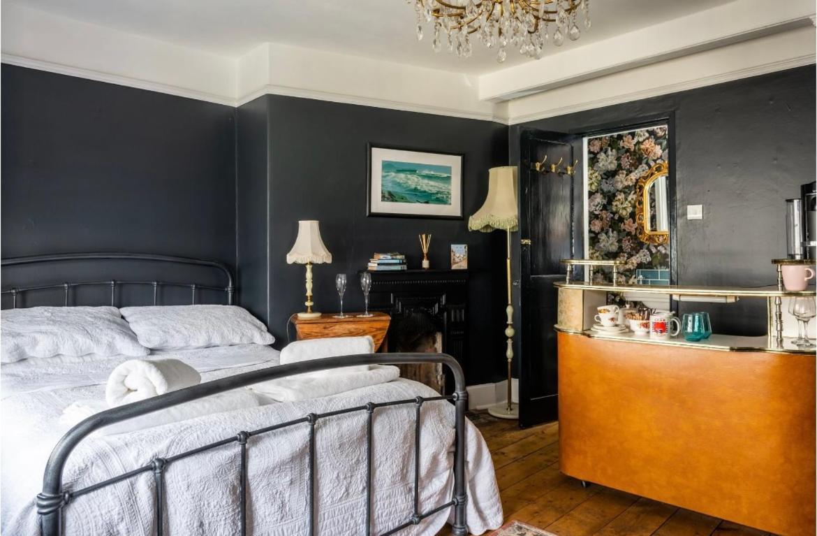 Room At The Inn Lyme Regis Buitenkant foto